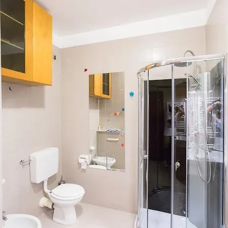 Bolognina Apartment